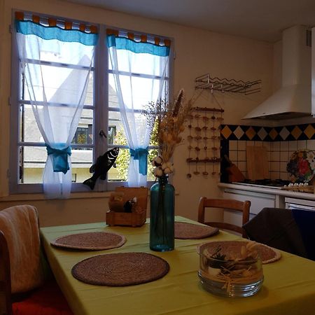 Herm'S Petite Maison Atypique Et Cour Privative - Avenue Du Marche - Ideal Couple Ou Jeunes Parents Cabourg Kültér fotó