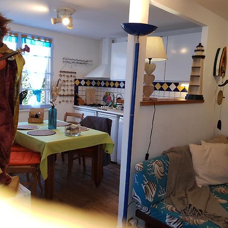 Herm'S Petite Maison Atypique Et Cour Privative - Avenue Du Marche - Ideal Couple Ou Jeunes Parents Cabourg Kültér fotó